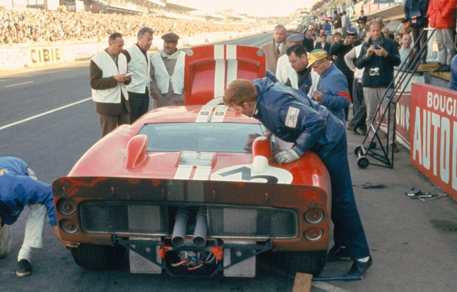  Ford GT40 (Mk II) 1965 года  (фото 54 из 118)